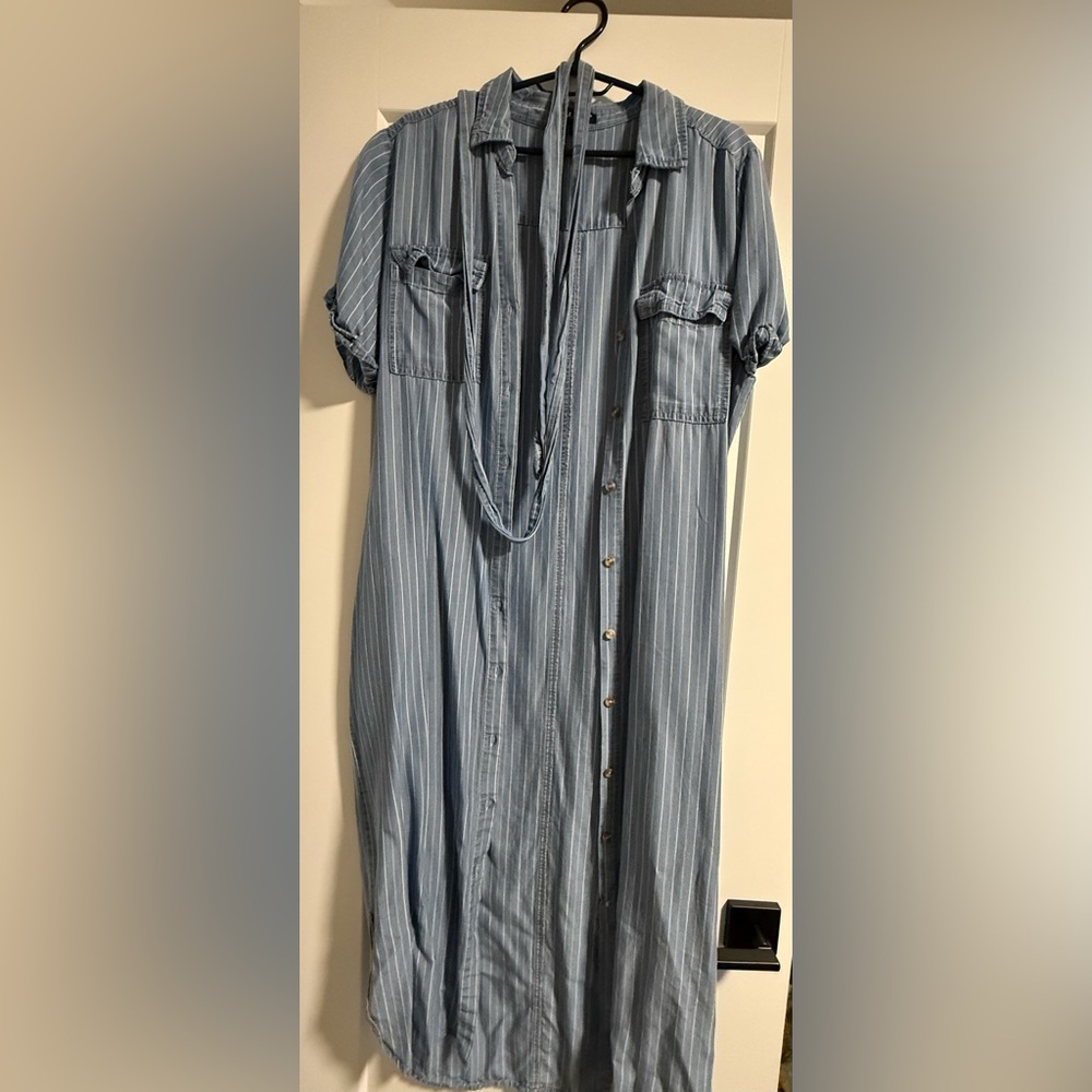 Violet & Claire Light Blue Striped Button-Down Shirt Dress